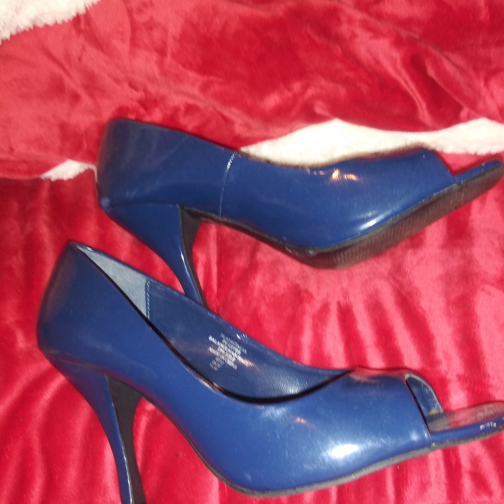 Midnight blue open toe heel